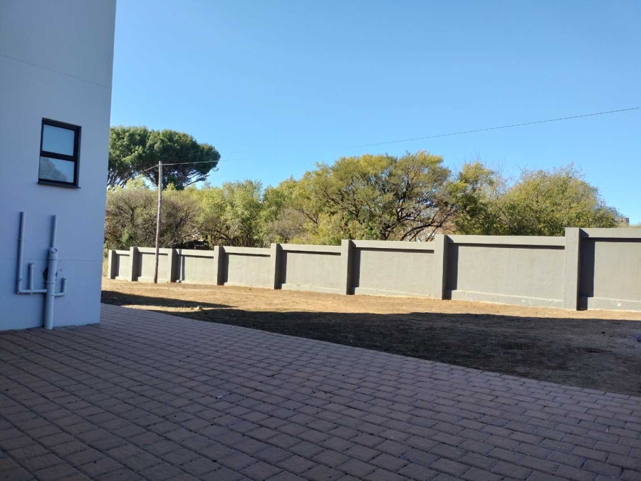 5 Bedroom Property for Sale in Lilyvale Free State